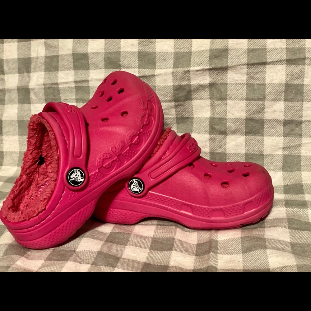 Size 10 fleece lined crocs
